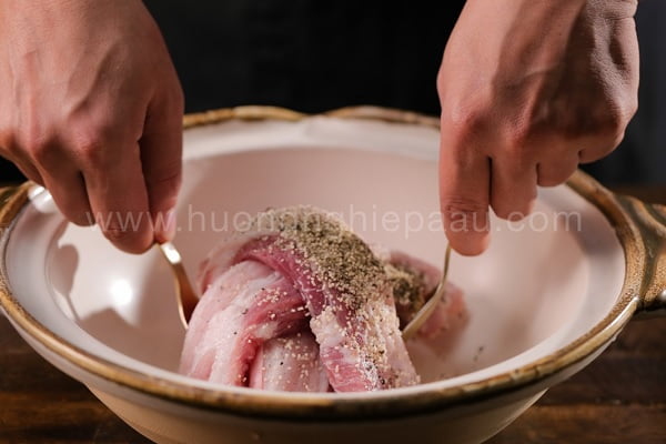 Ướp thịt ba chỉ