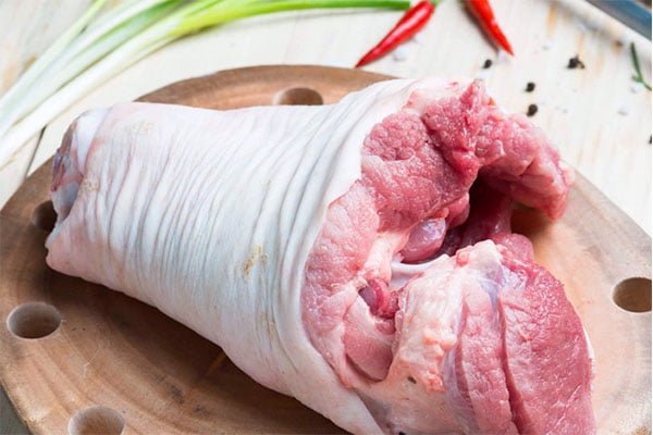 chân giò ủ muối